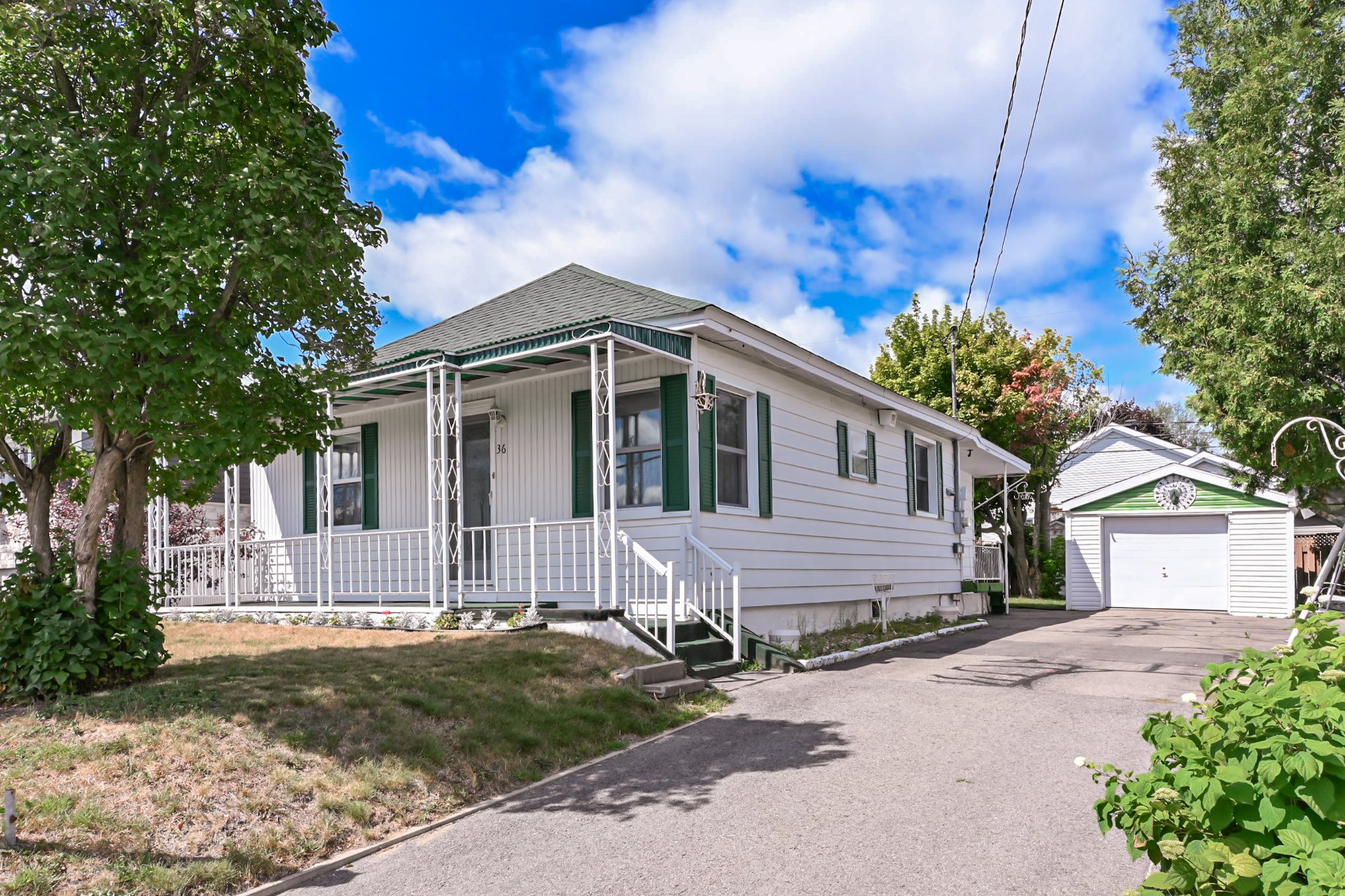 Maison de plain-pied à vendre, Blainville