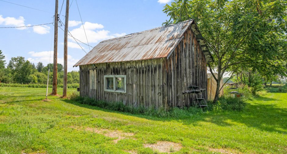 Shed