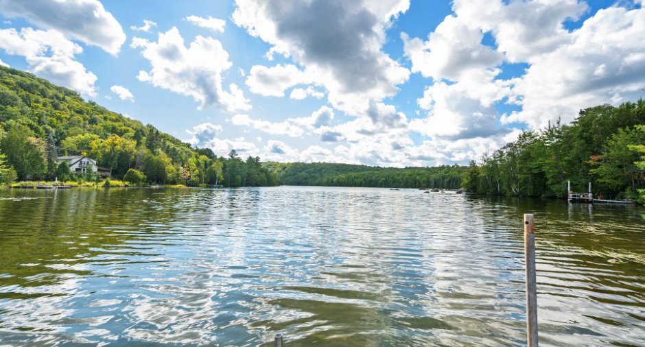 Accès au plan d'eau