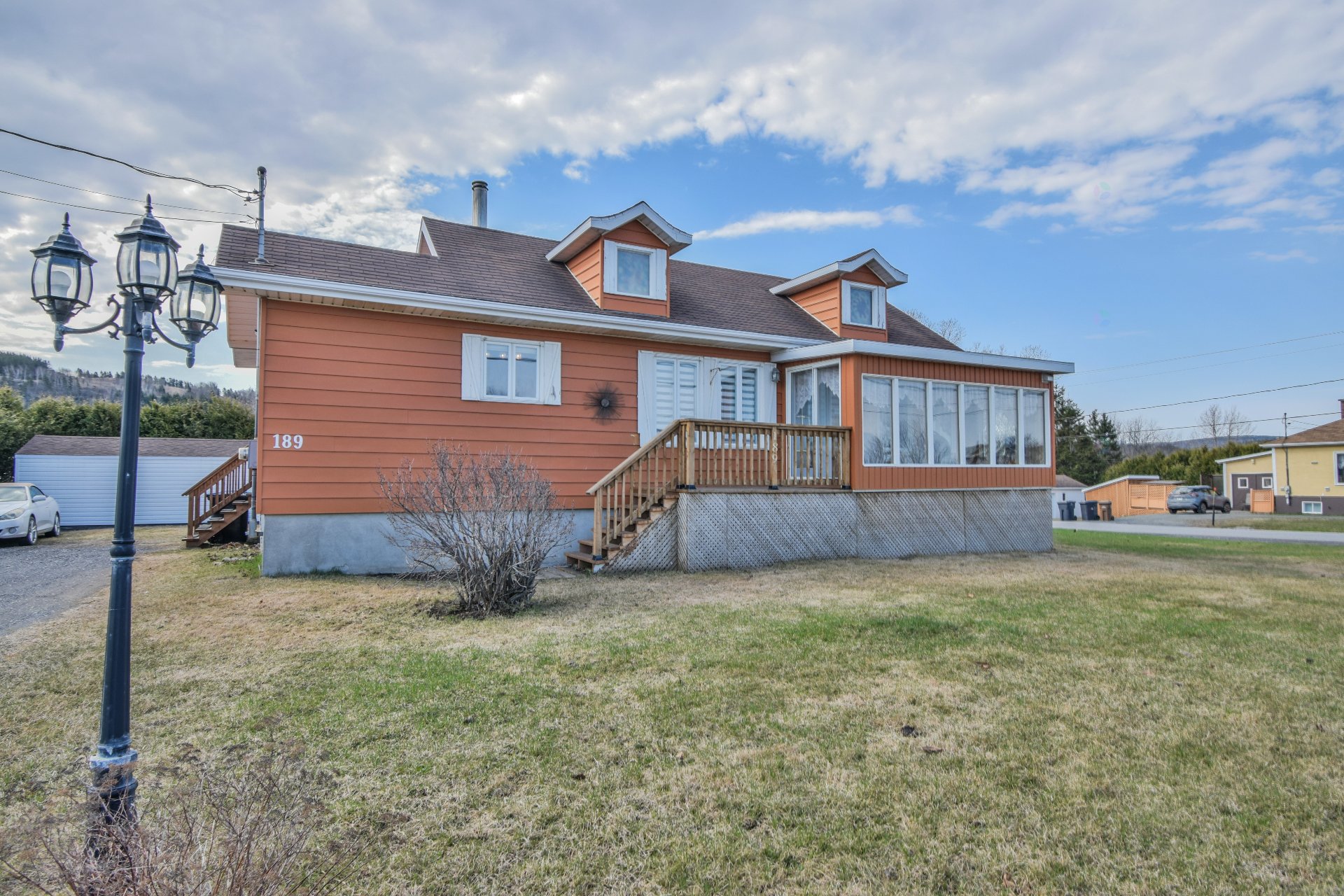 189 Boul. Ste-Anne E. — photo 1