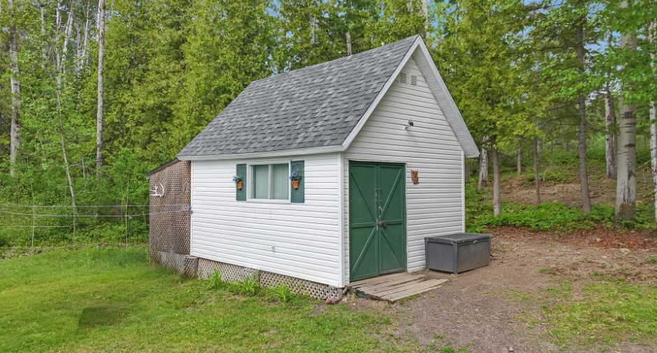 Shed