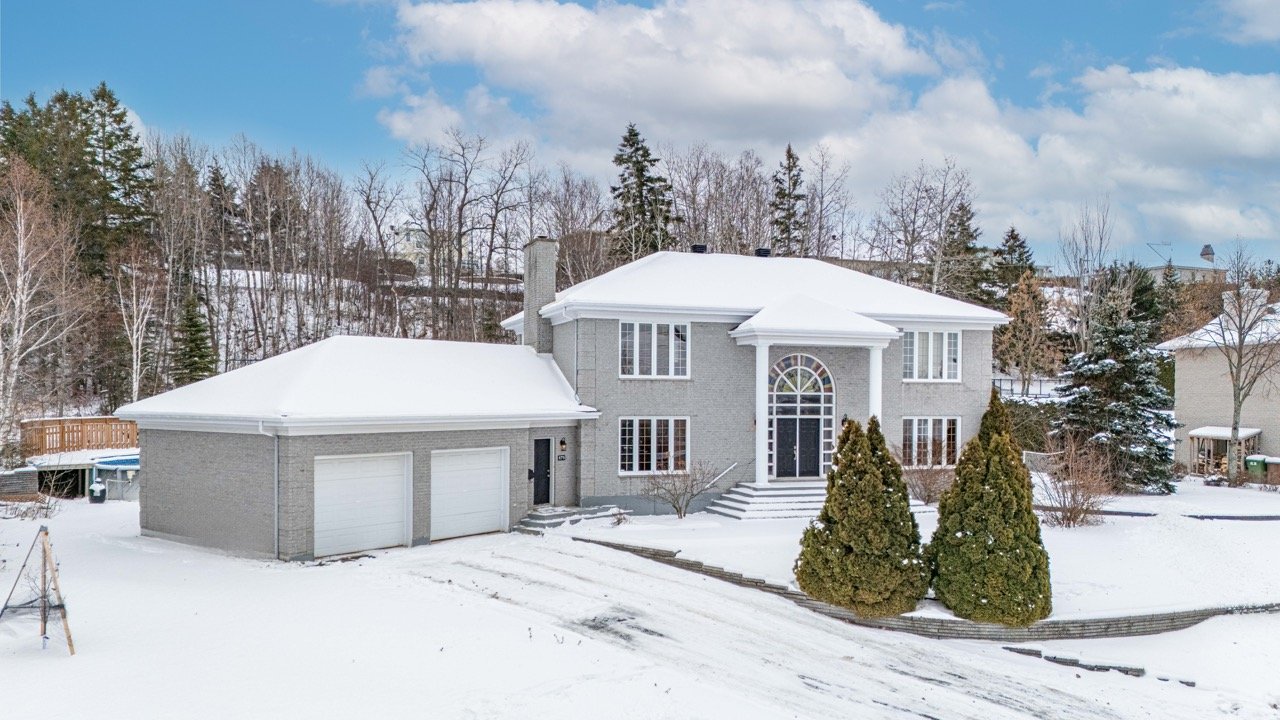Maison à étages à vendre, Rimouski