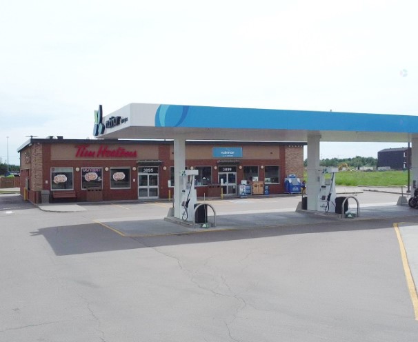 Bâtisse commerciale/Bureau