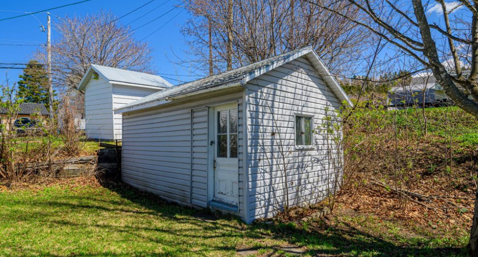 Shed