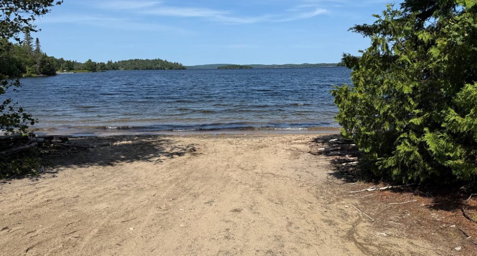 Vue sur l'eau