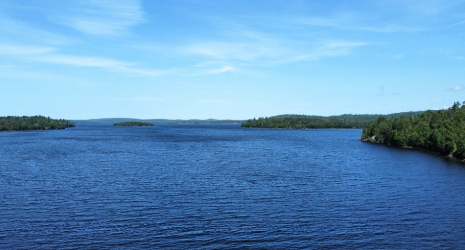 Vue sur l'eau