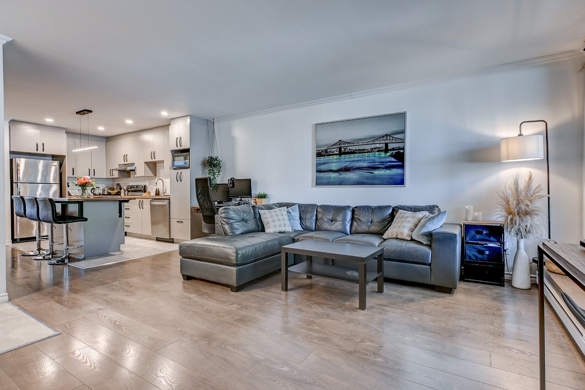 Apartment / Condo for sale, Chomedey