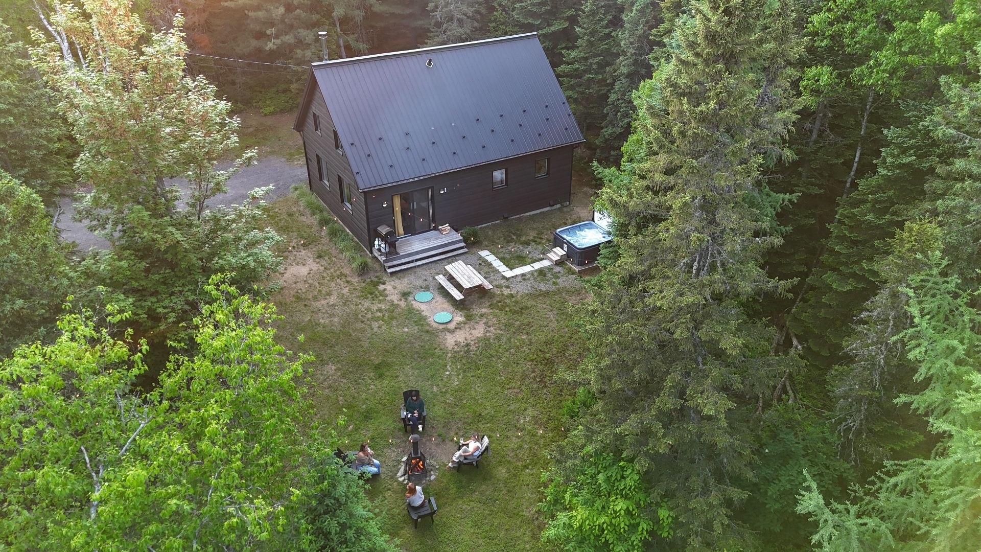 2089 Crois. Galarneau — photo 1