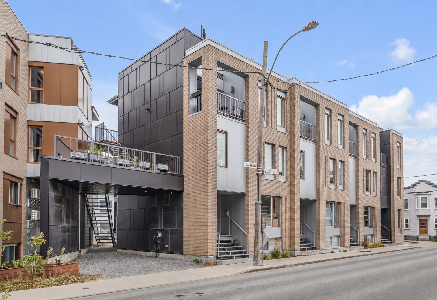 487 Rue de l'Aqueduc — photo 1
