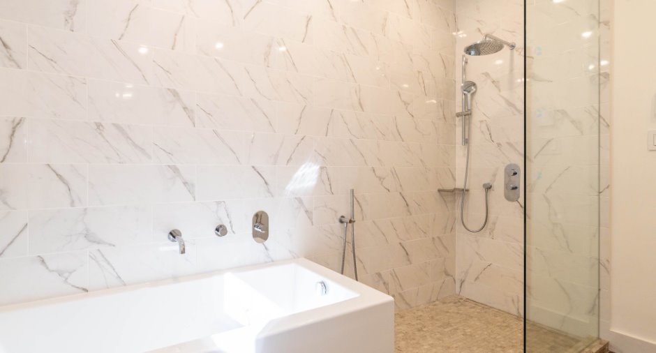 Salle de bains attenante à la CCP