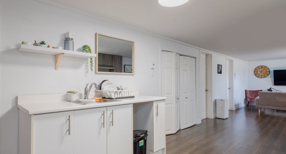 Kitchenette