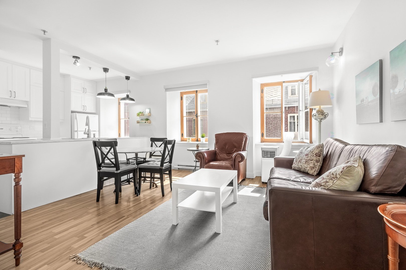355 Rue St-Paul (#204) — photo 3