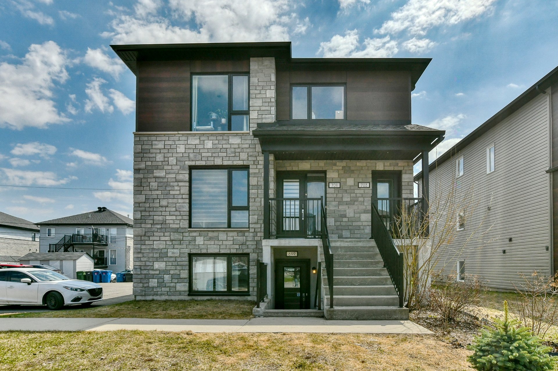 703 Rue de la Passion — photo 1