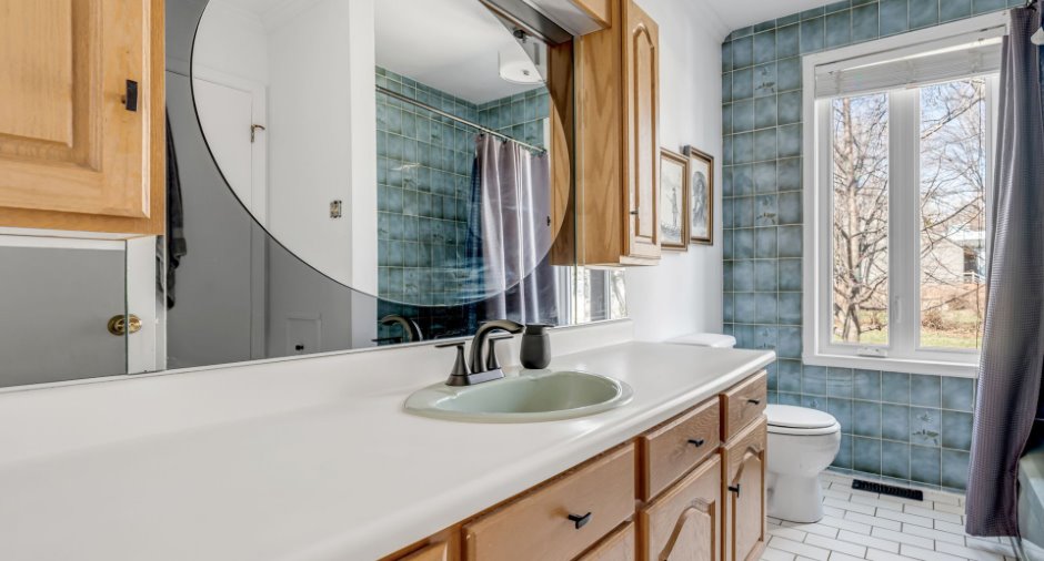 Ensuite bathroom