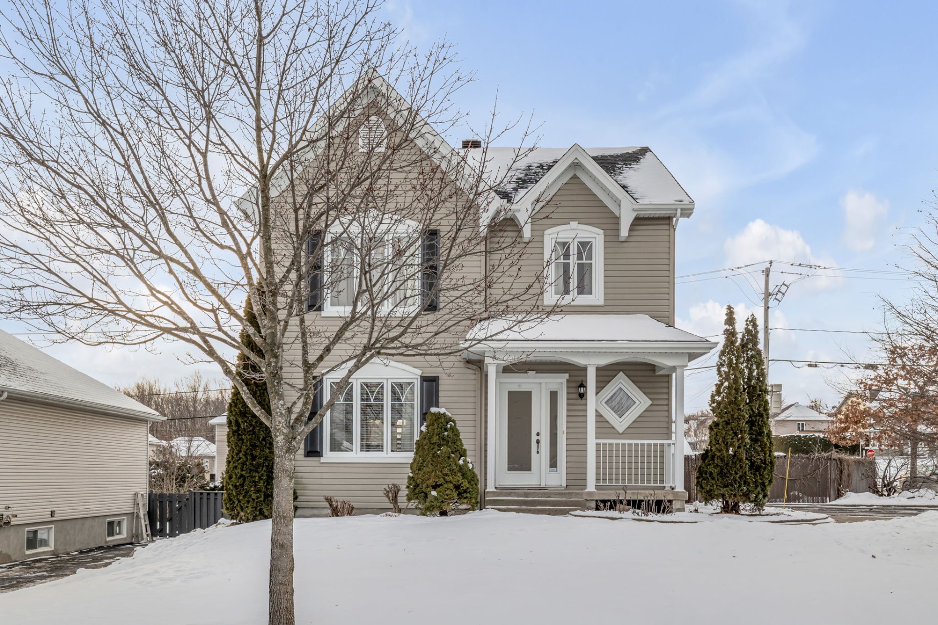 Maison à étages à vendre, Québec