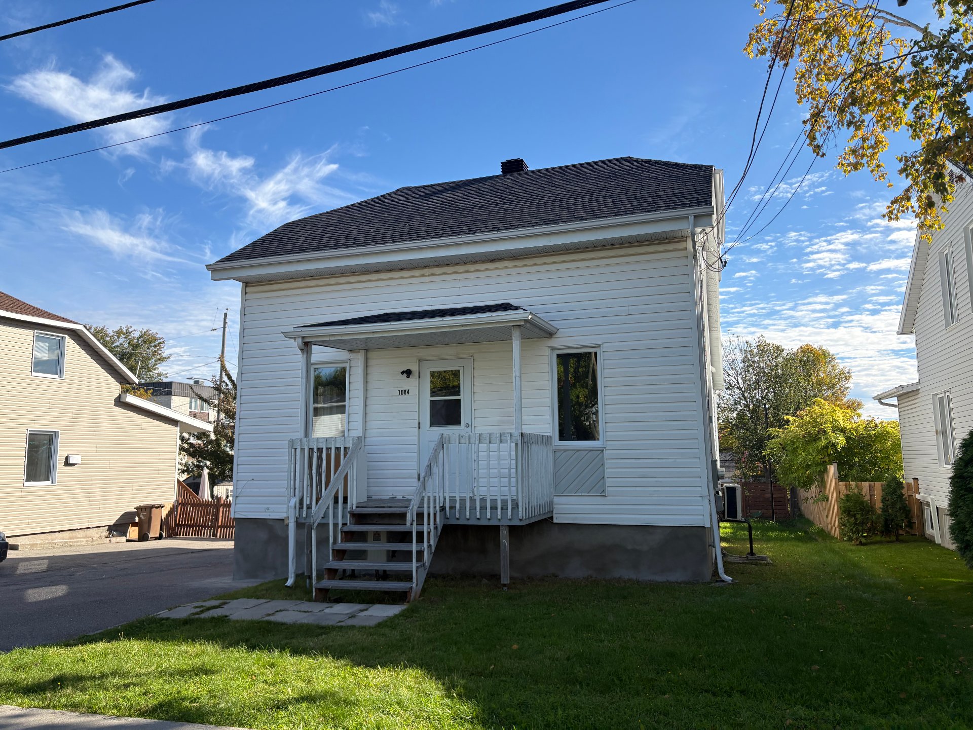 1064 Rue St-Jean — photo 1