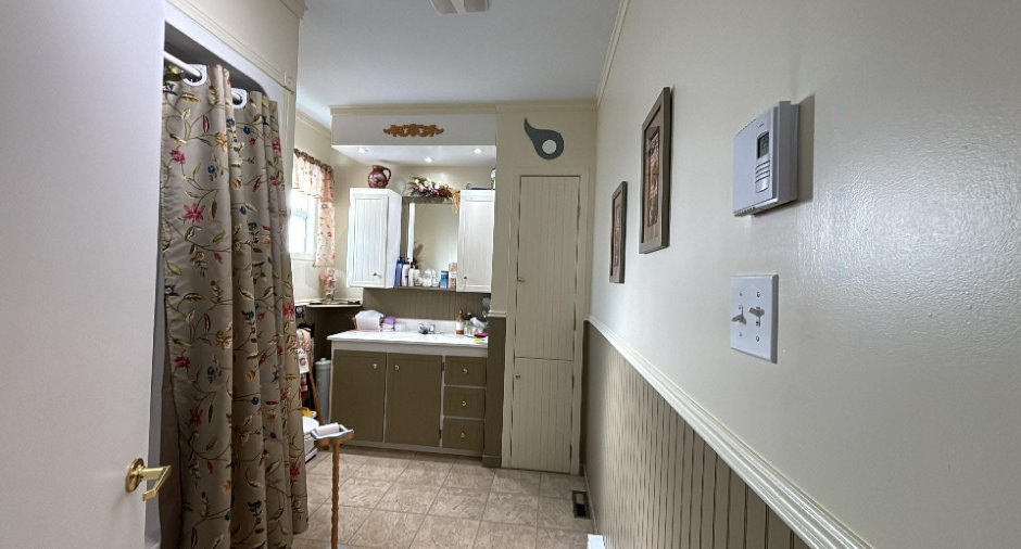 Salle de bains attenante à la CCP