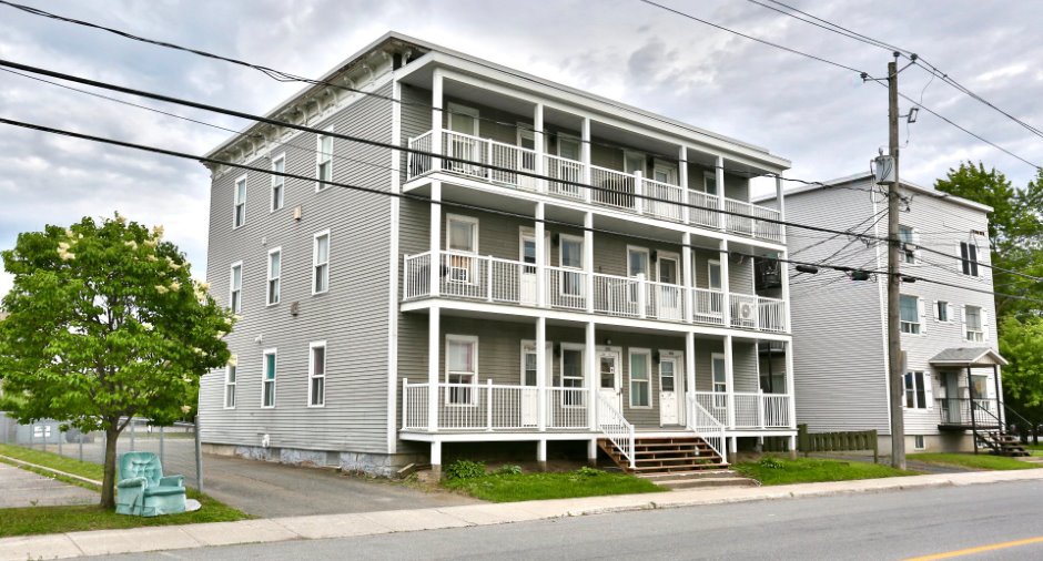Façade