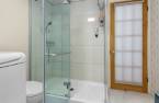 Salle de bains attenante à la CCP