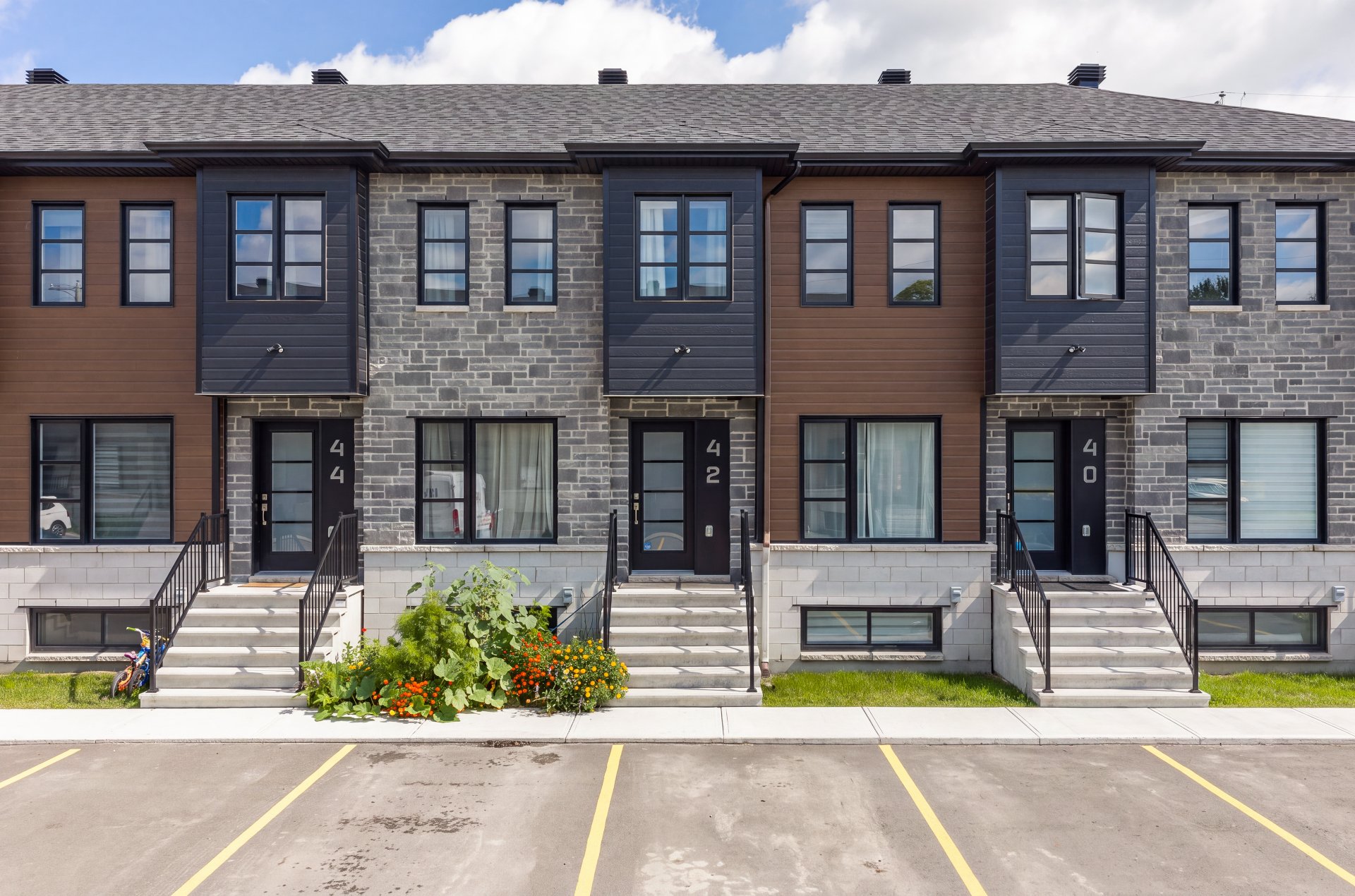 42 Rue Lafortune — photo 1