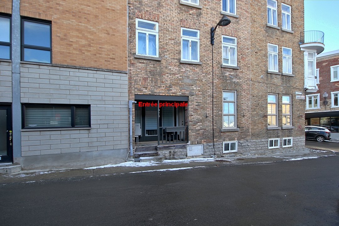 Façade