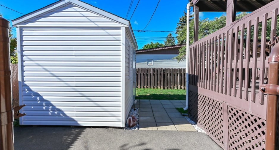 Shed