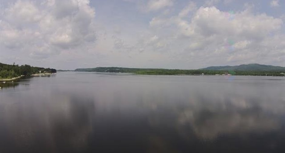 Vue sur l'eau