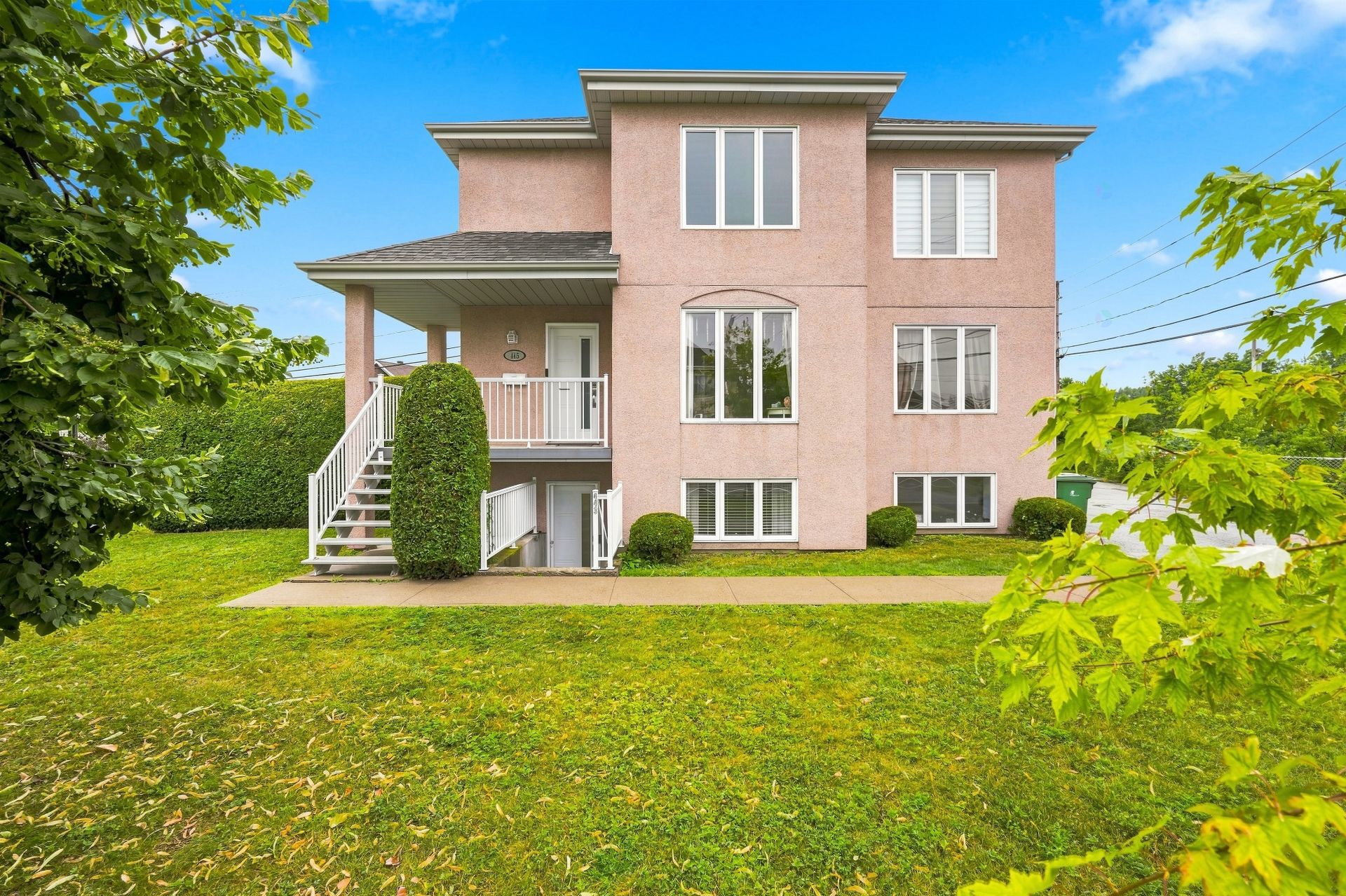 443-447 Rue Marie-C.-Daveluy — photo 1