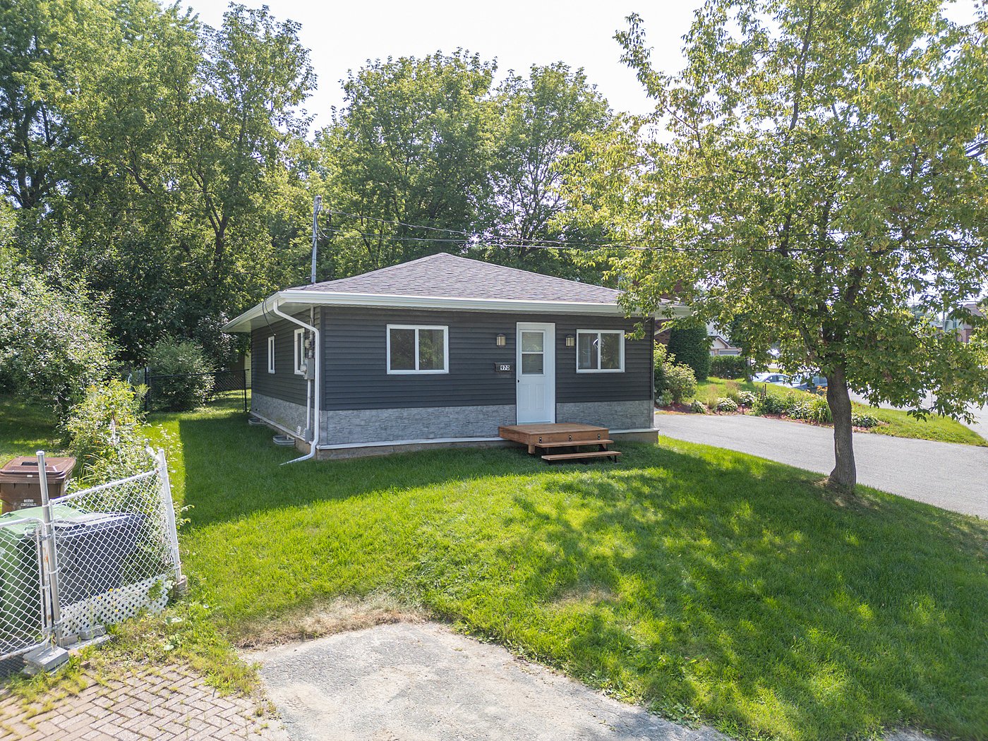 Maison de plain-pied à vendre, Sherbrooke