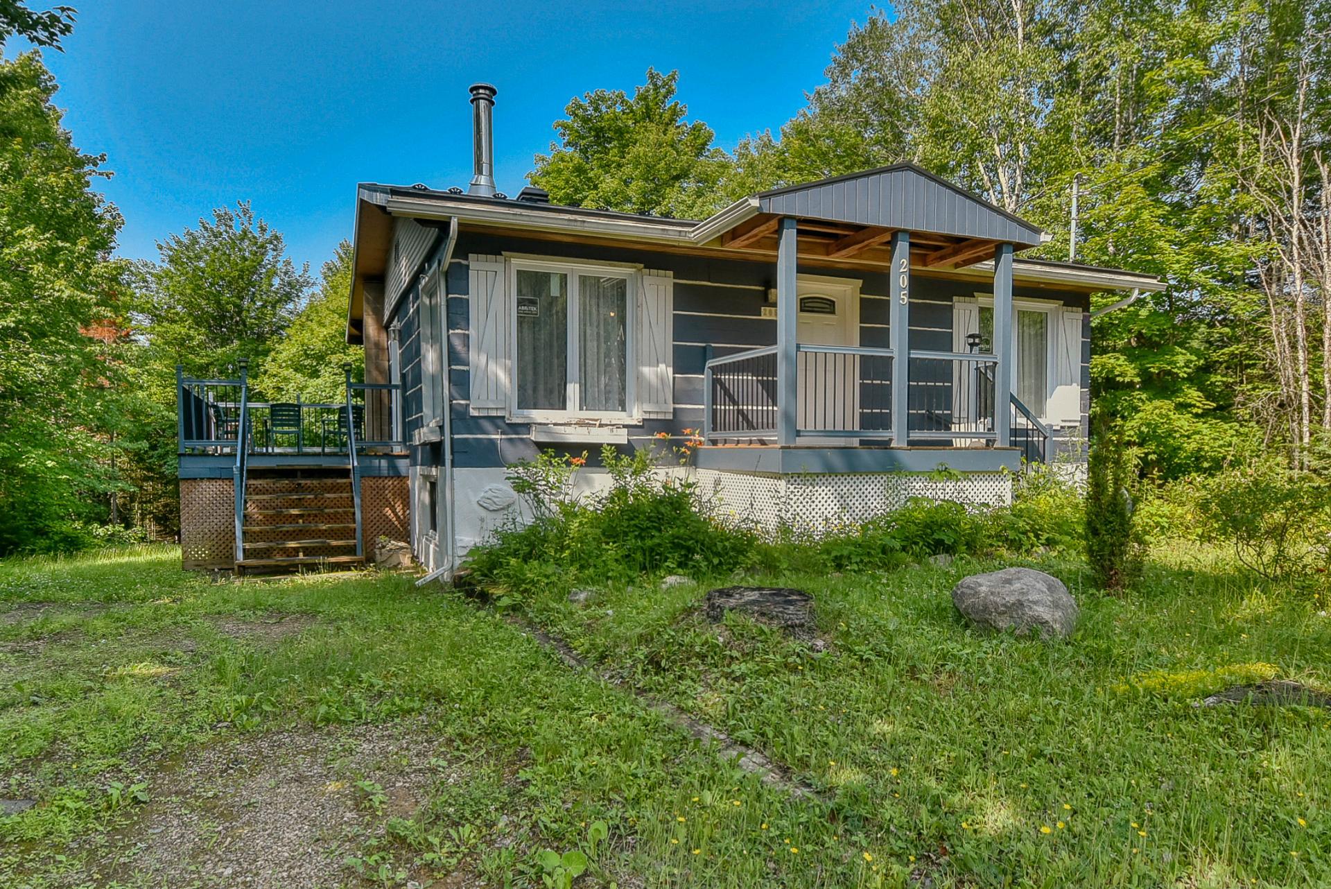 203-205 Mtée Gagnon — photo 1