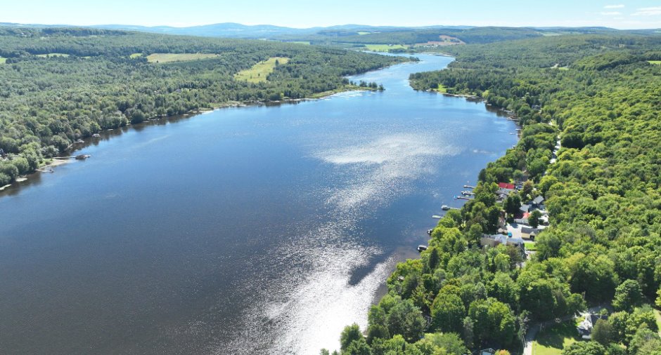 Vue sur l'eau