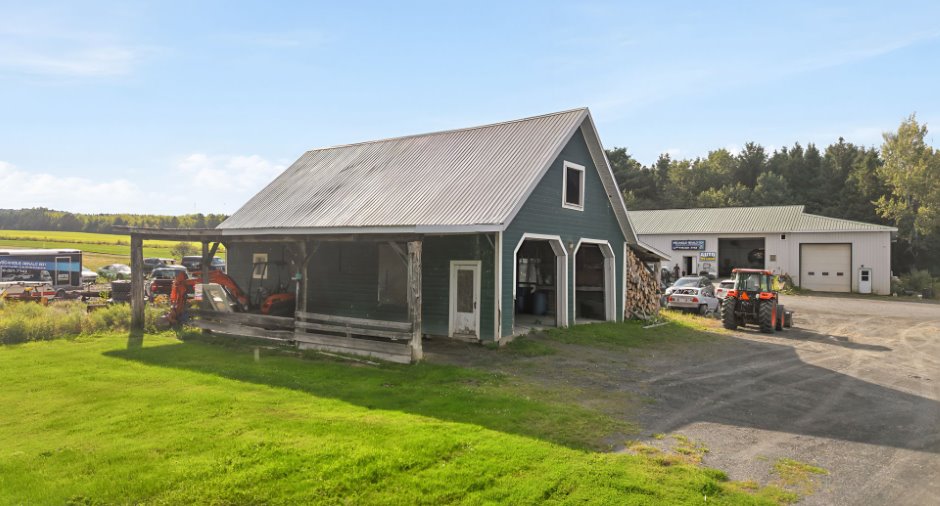 Garage
