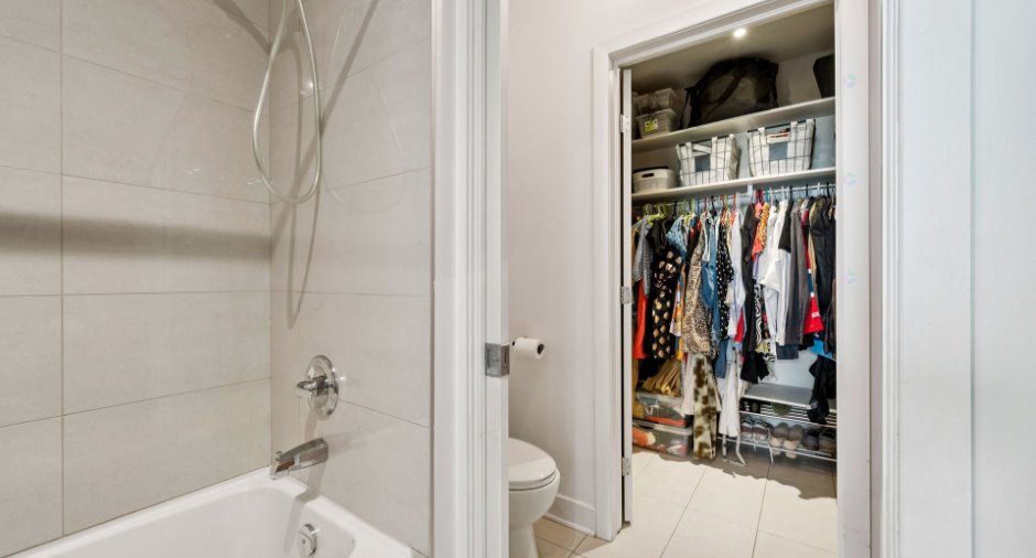 Salle de bains attenante à la CCP