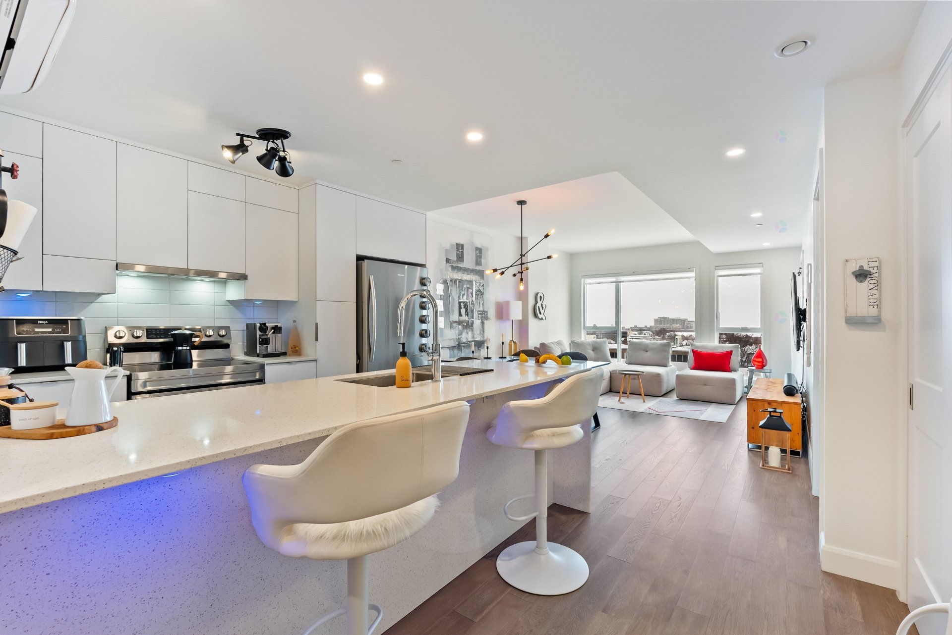 975 Av. Roland-Beaudin (#918) — photo 3