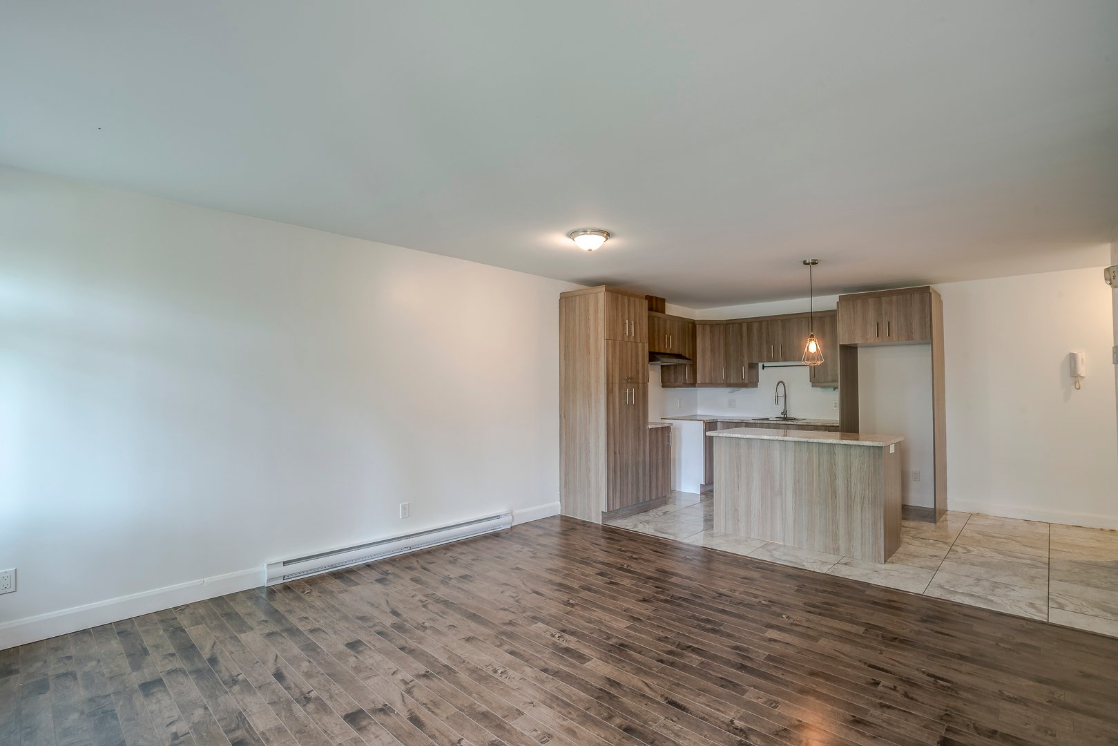 Appartement / Condo à louer, Québec