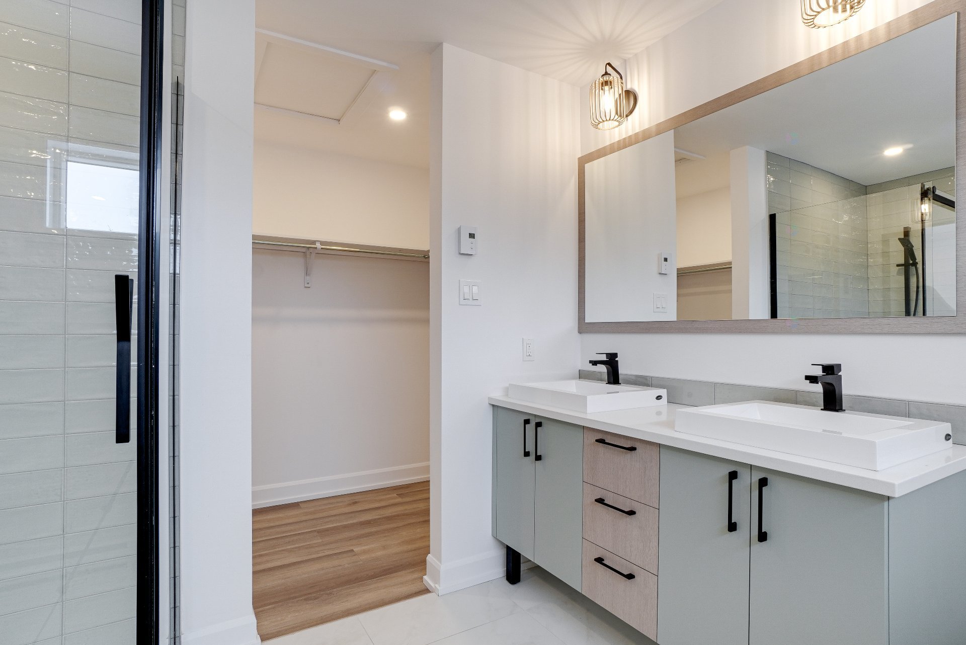 Salle de bains attenante à la CCP