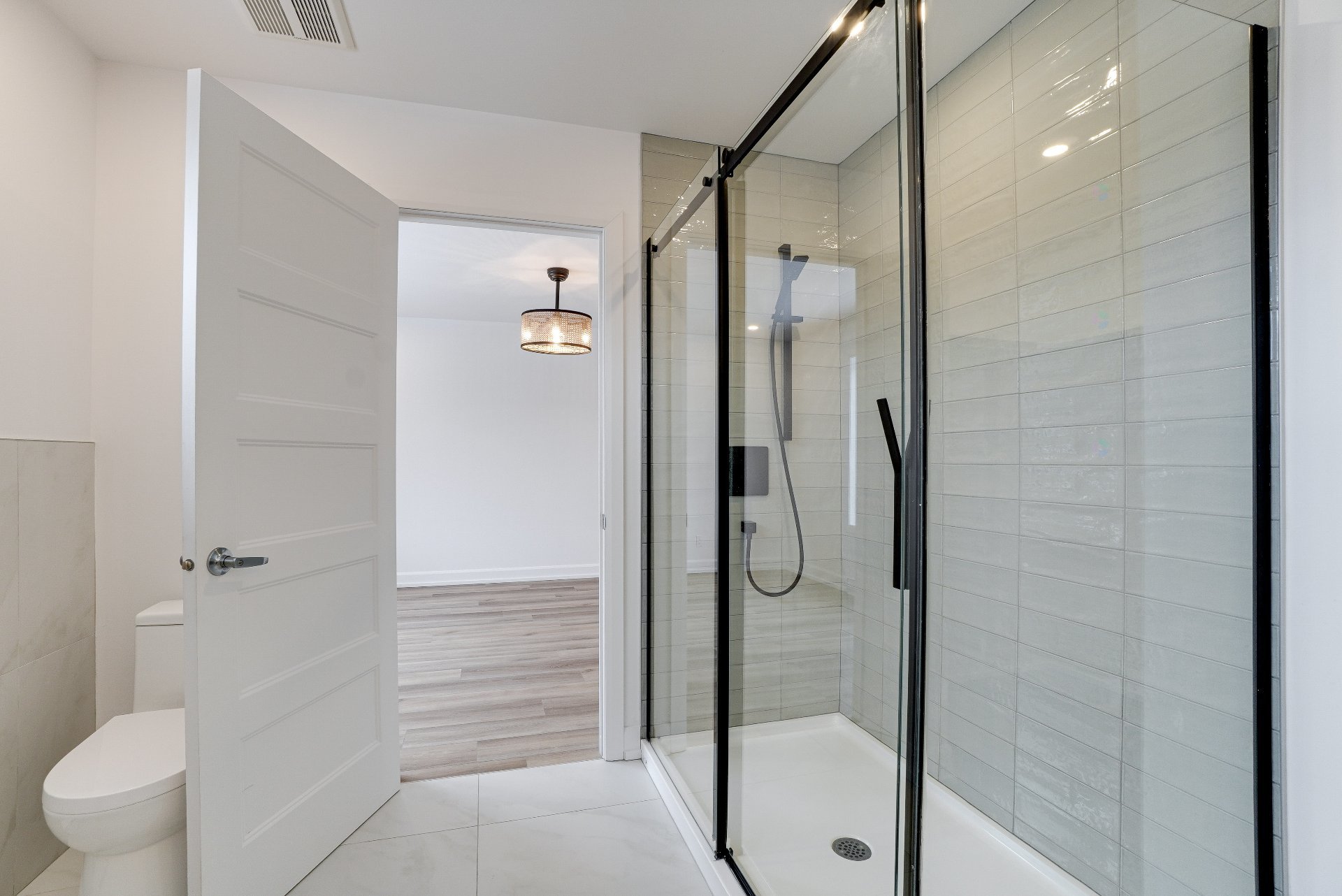 Salle de bains attenante à la CCP