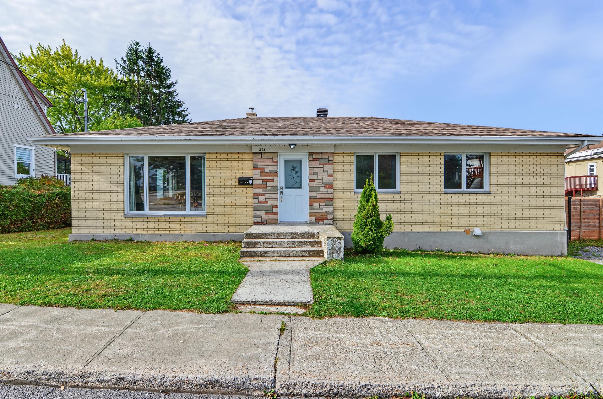 295 Rue Georges-Sylvain — photo 1