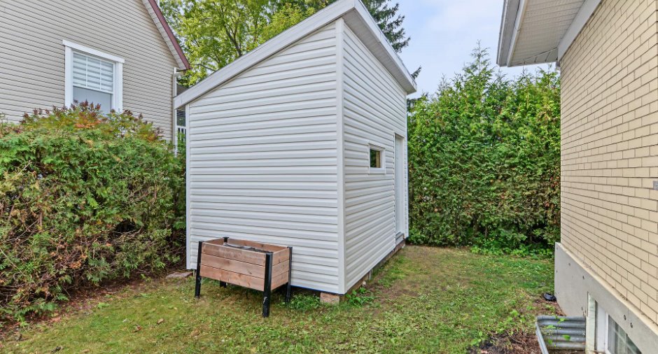Shed