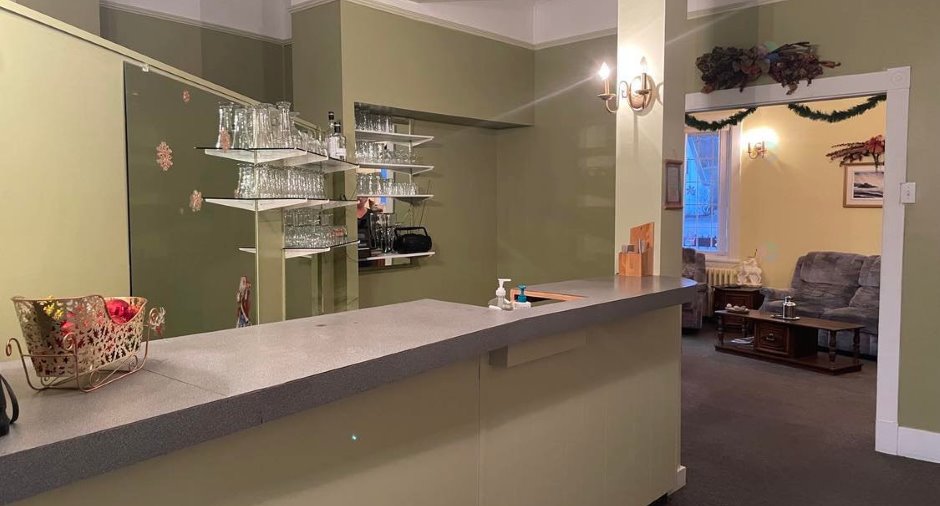 Bar