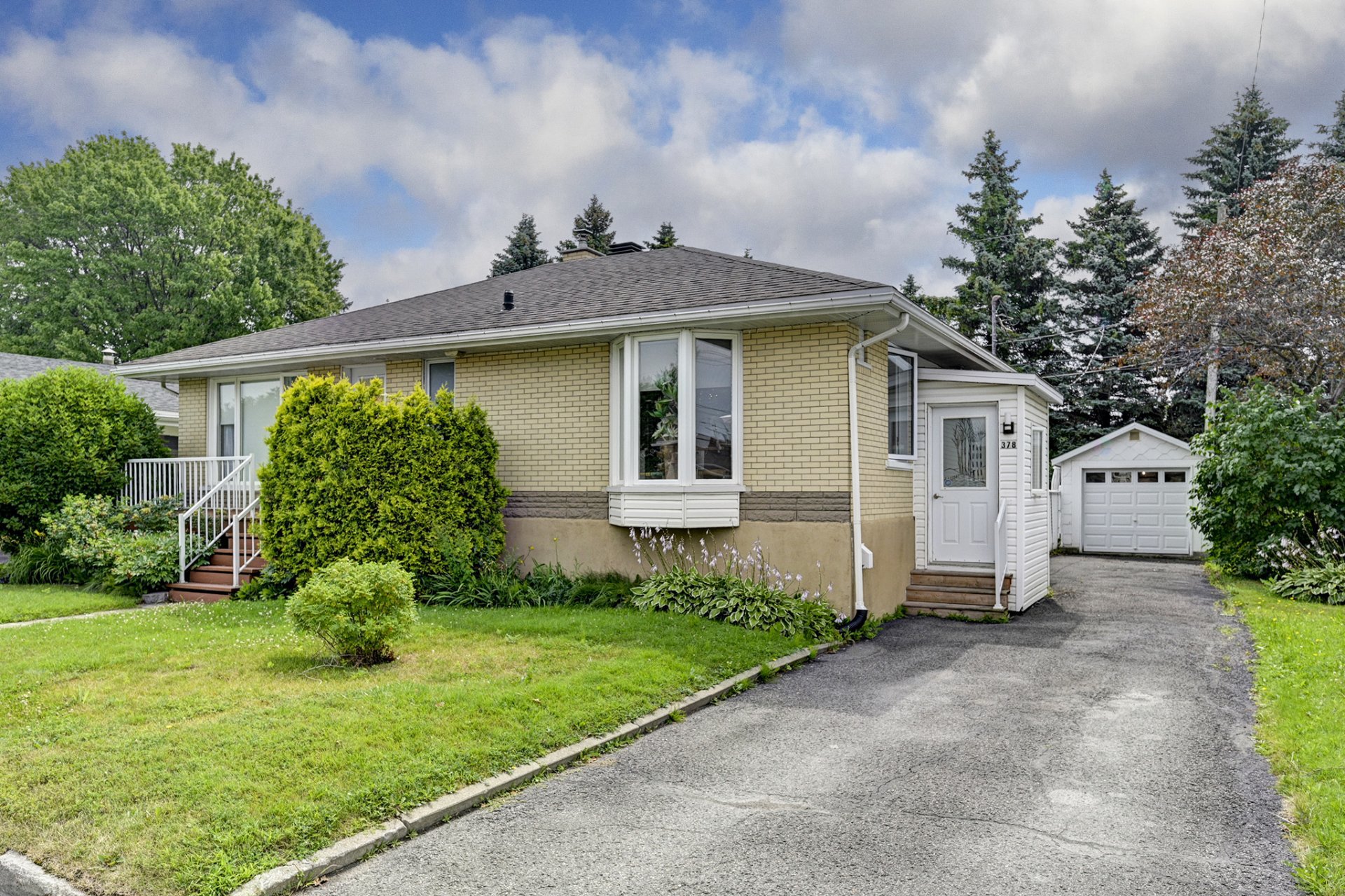 378 45e Rue O. — photo 1