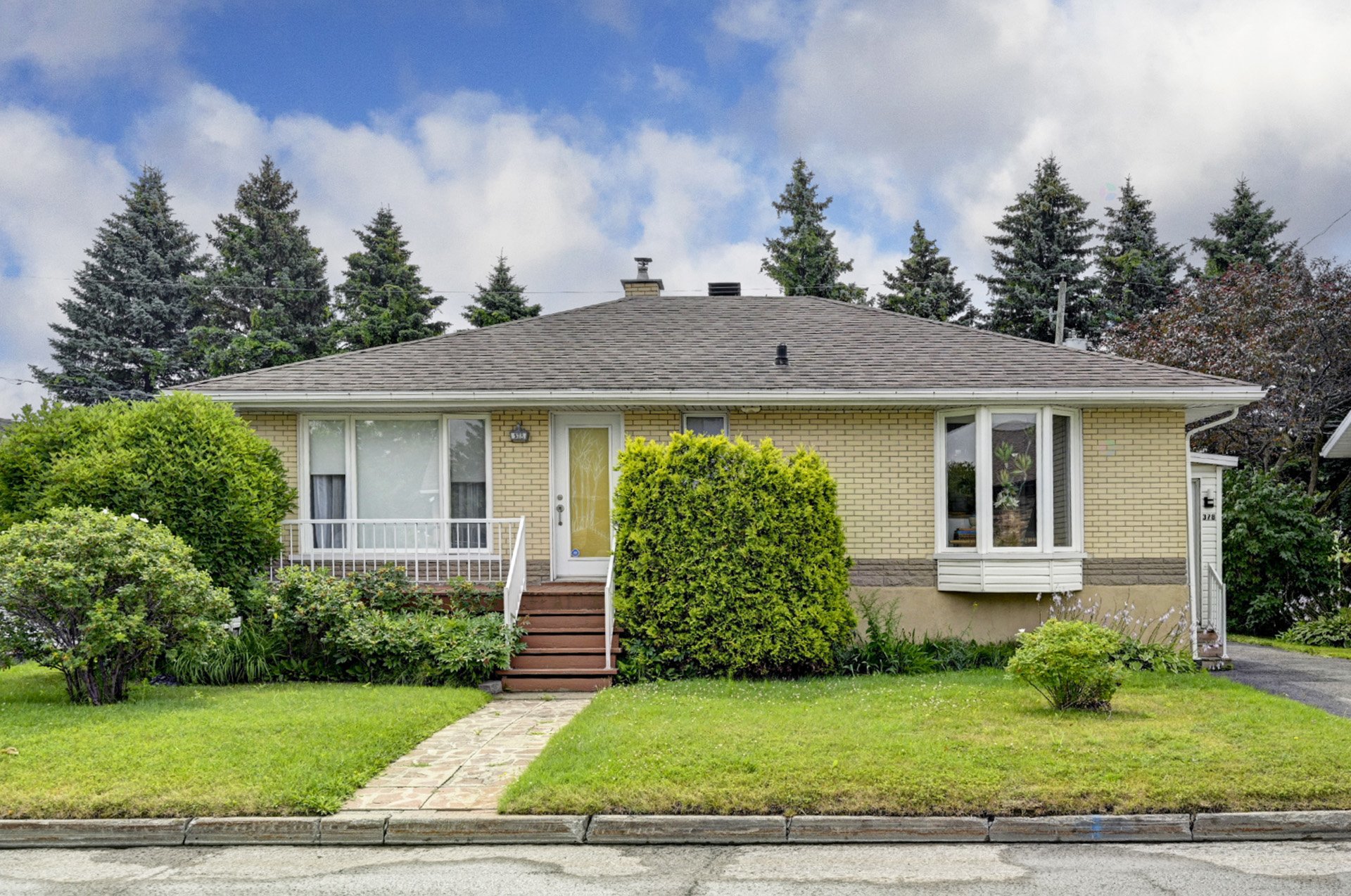 378 45e Rue O. — photo 2