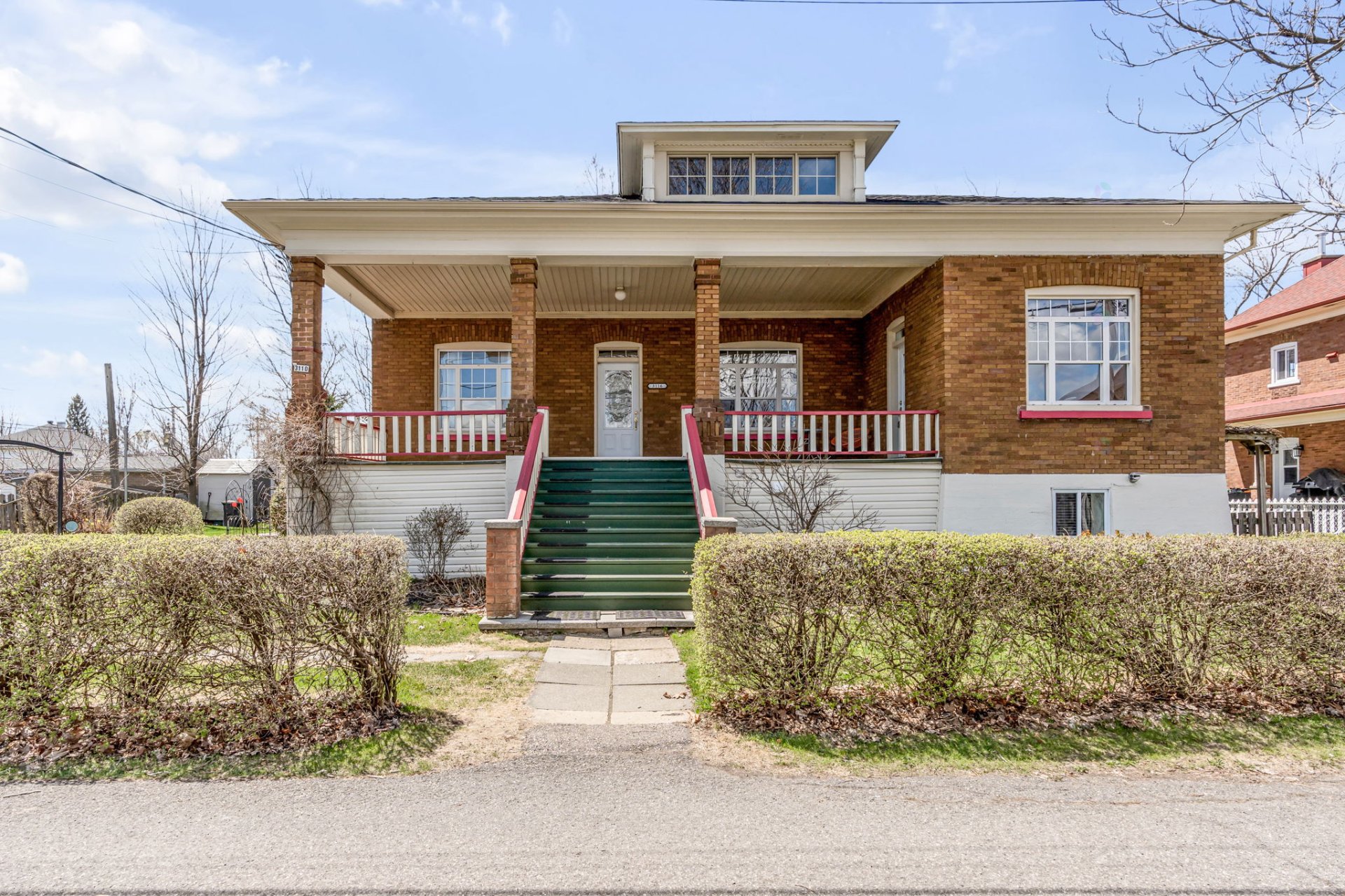 Duplex à vendre, Lévis
