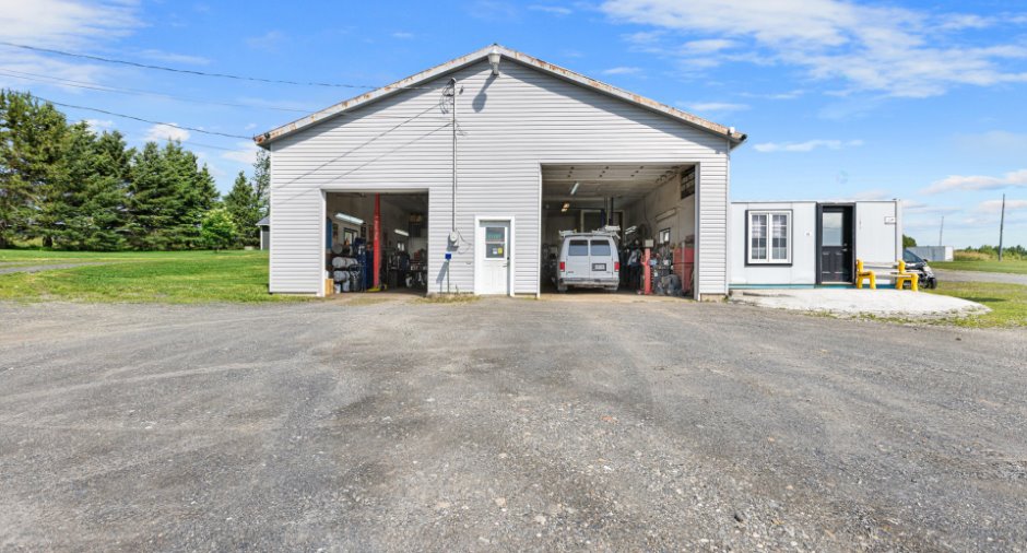 Garage