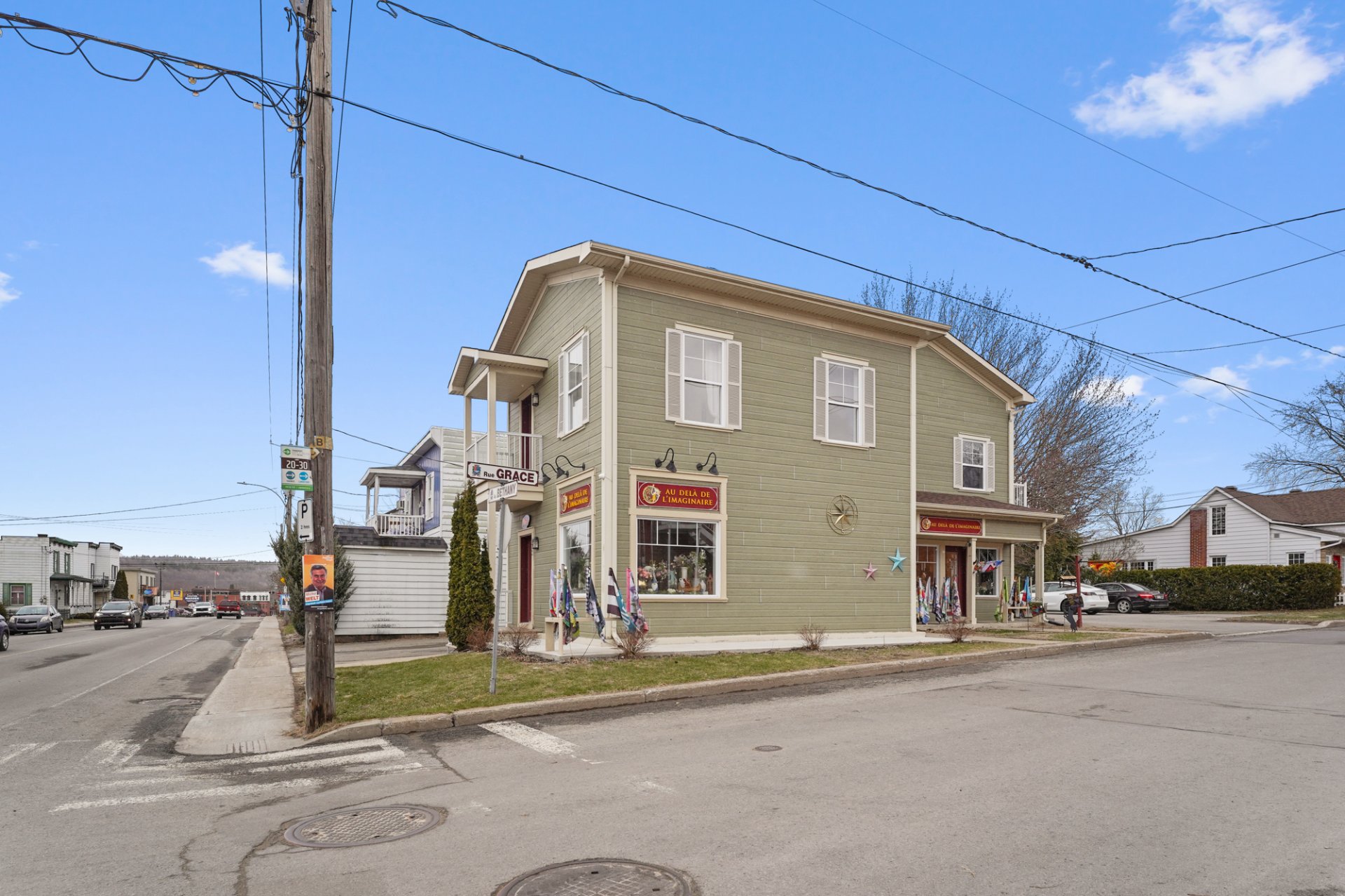 Quadruplex à vendre, Lachute