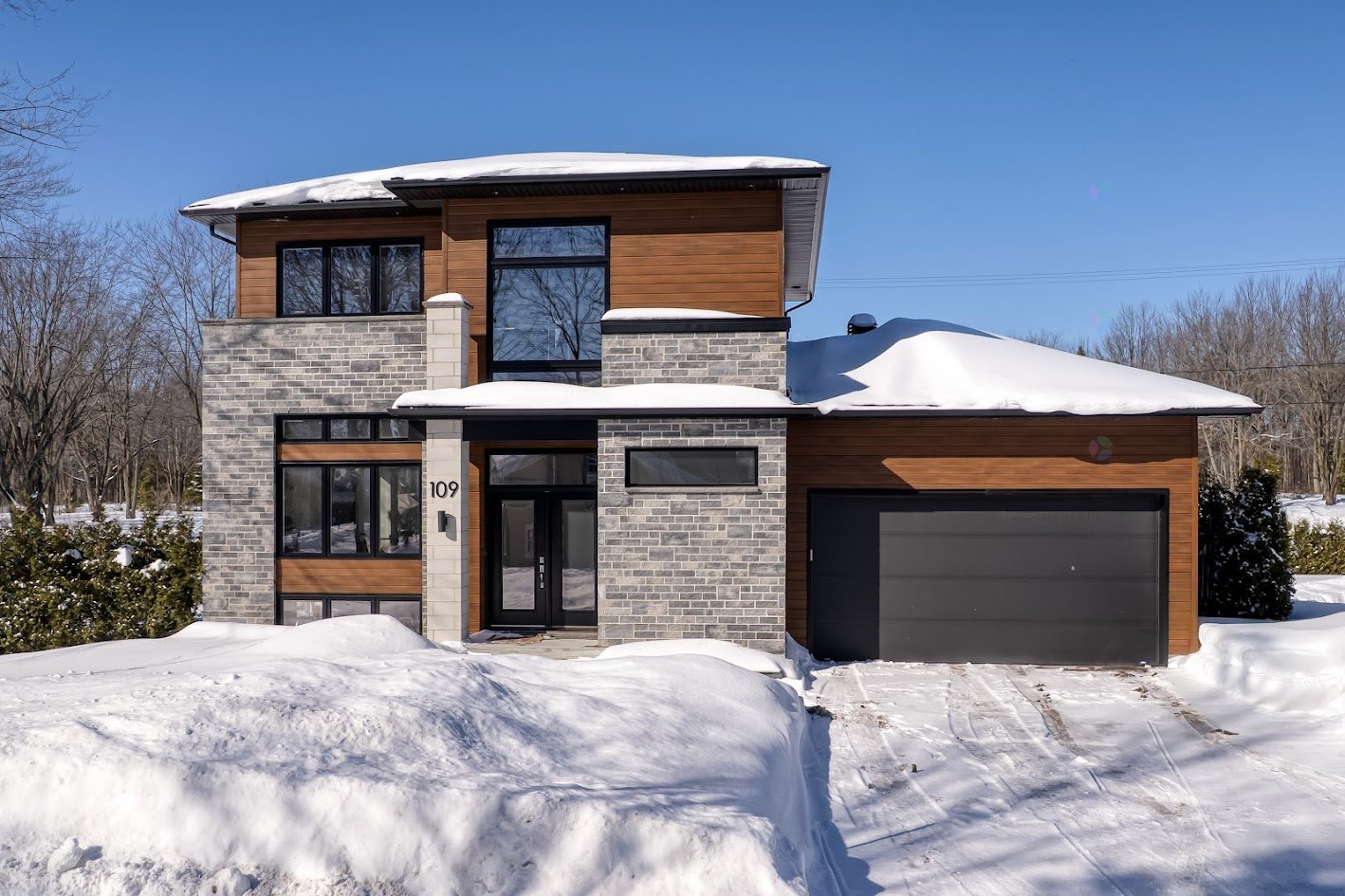 Two or more storey for sale, Notre-Dame-des-Prairies