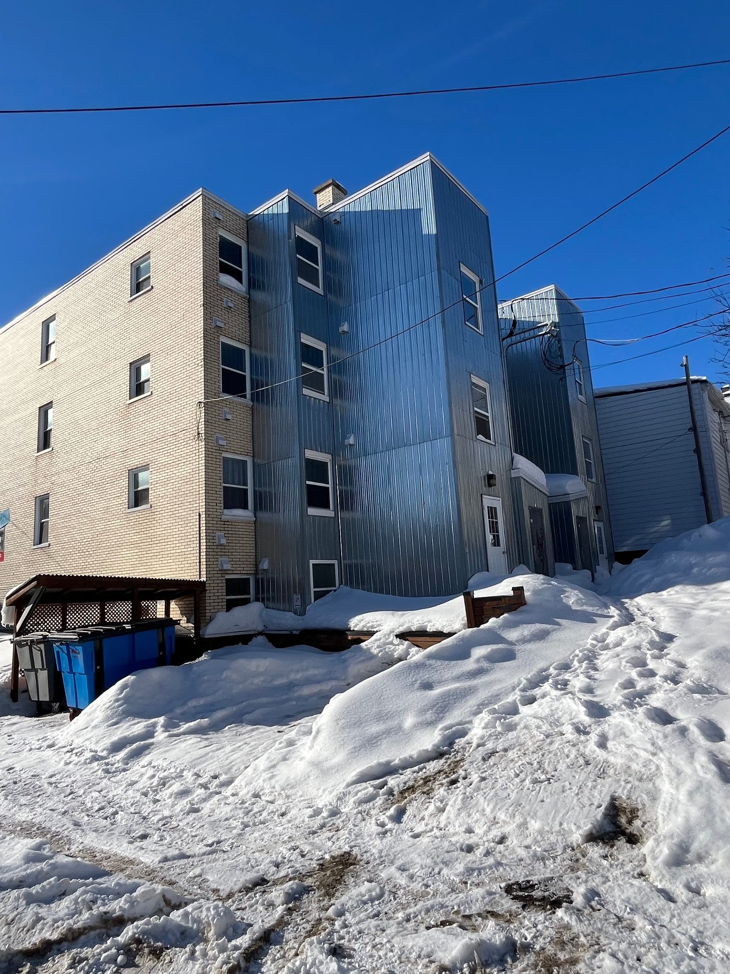 1720-1722 Av. Jeanne-Mance — photo 3