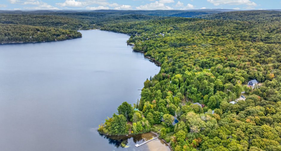 Accès au plan d'eau