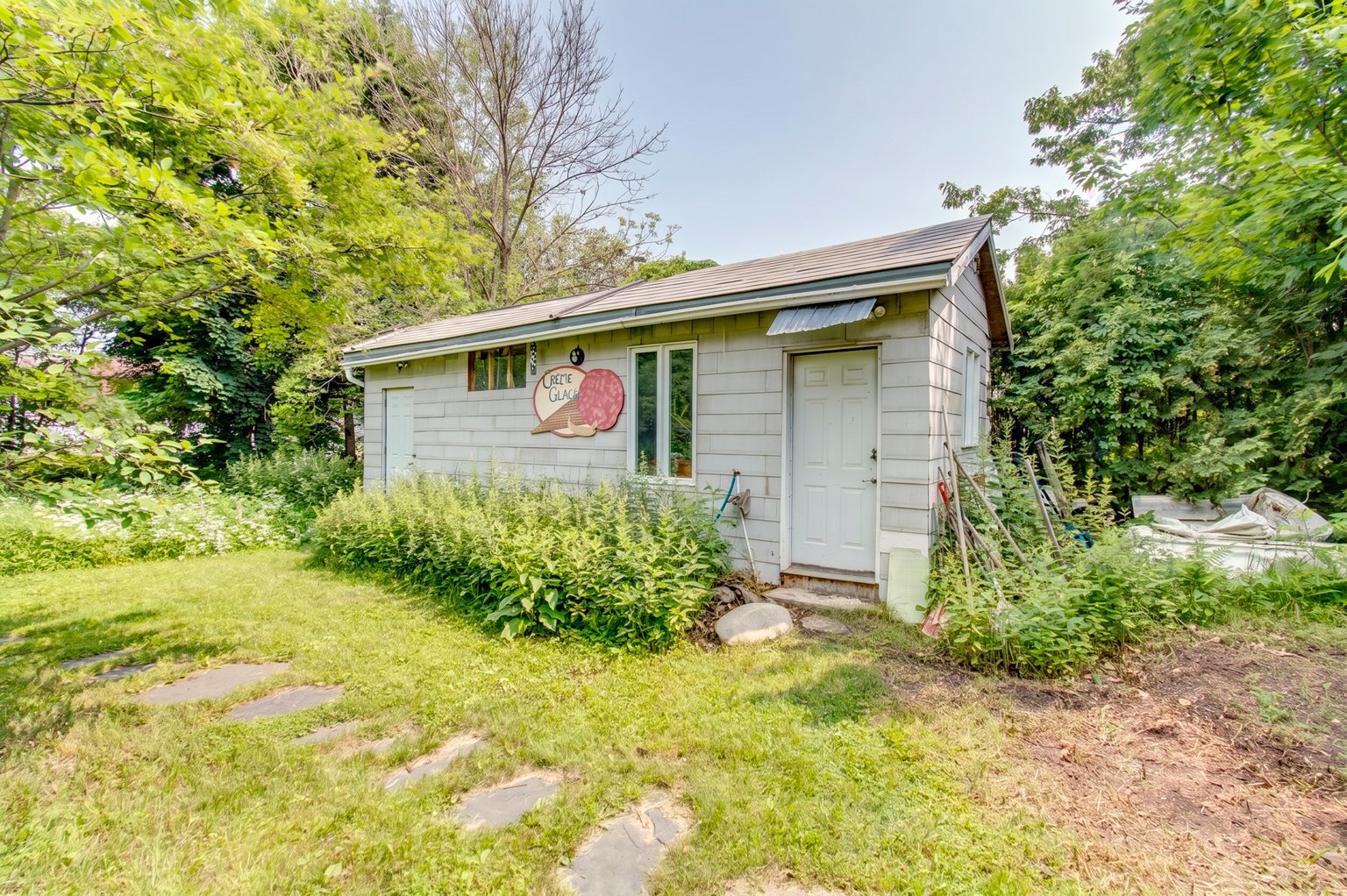 Shed