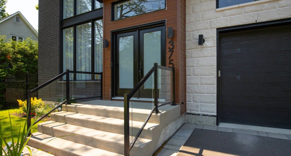 Entrée extérieure